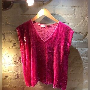 VINTAGE NEIMAN MARCUS Fuschia  Pink Sequin Top ** READ